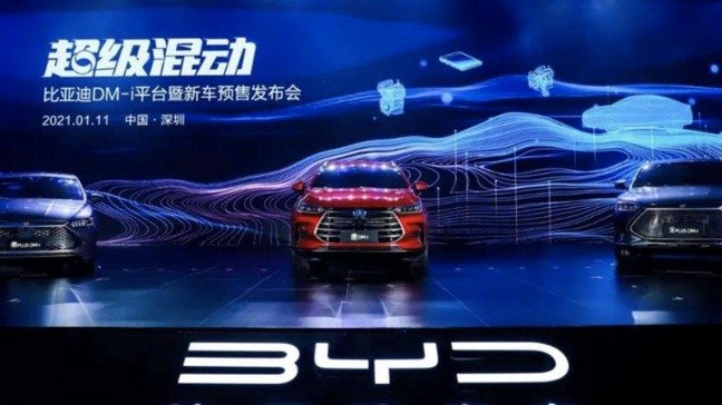 8月车市潜藏的拐点：自主品牌将靠混动“直线超车”？