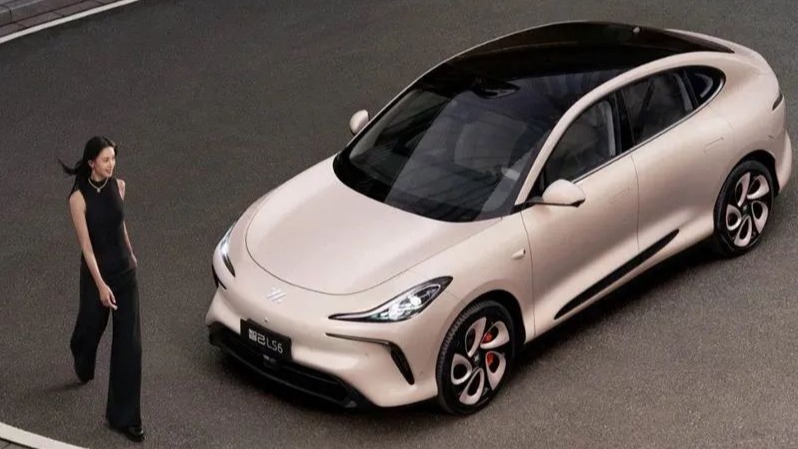 智己LS6：订单3.8万→锁单1.8万→销量？