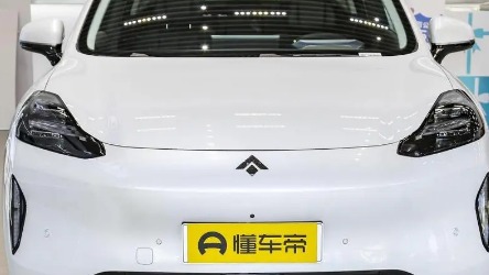 同为国产中大型纯电SUV，昊铂HT和智己LS6谁更胜一筹？