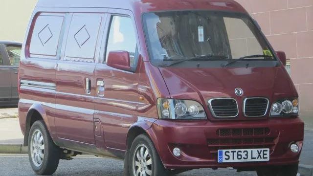 中国造的面包车，出口贵了5倍，换个LOGO就是宝马