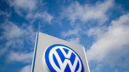 大众汽车确认正与特斯拉就采用NACS充电标准展开谈判