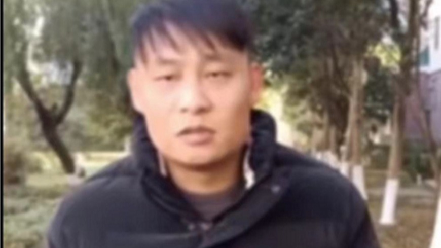 后续来了！宝马车主打人受害者发声 这位拐棍哥太善良