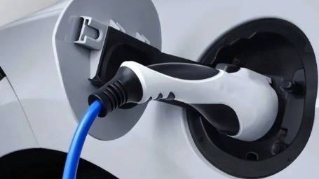 还在黑混动油耗高的人，到底是什么心态？