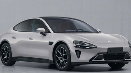 雷军称五十万内没有对手 小米SU7售价引围观