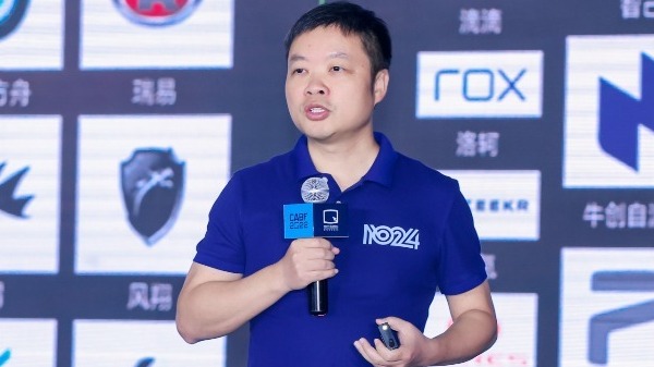 何小鹏：智能电动车造车门槛可能是年产40万辆