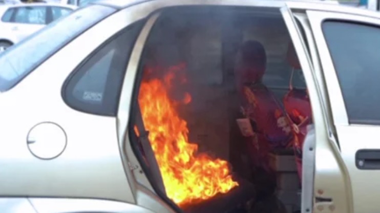 说说车上建议配置的一些安全装备