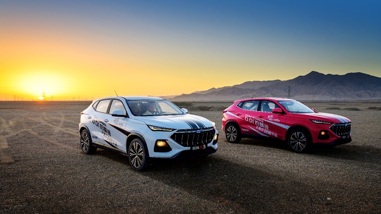 转战4700米昆仑山 长安欧尚X5硬核挑战高反