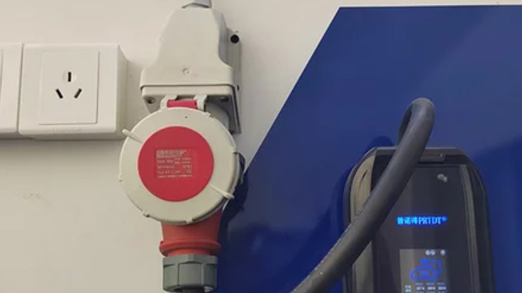 想买新能源汽车，但是没有条件安装家用充电桩怎么办