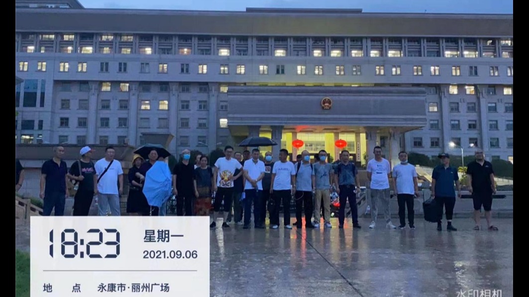 经销商雨夜维权讨债 众泰：不关我事！