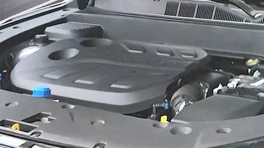 免维护蓄电瓶到底需不需要维护？哪些行为伤电瓶？给你说明白了