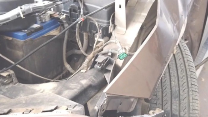 修车换下来的旧件该归谁？修理工私自拿走变卖，你愿意吗？