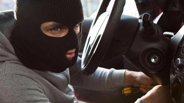 4S店买车别只要贴膜，老司机：这几种东西才是真的有用