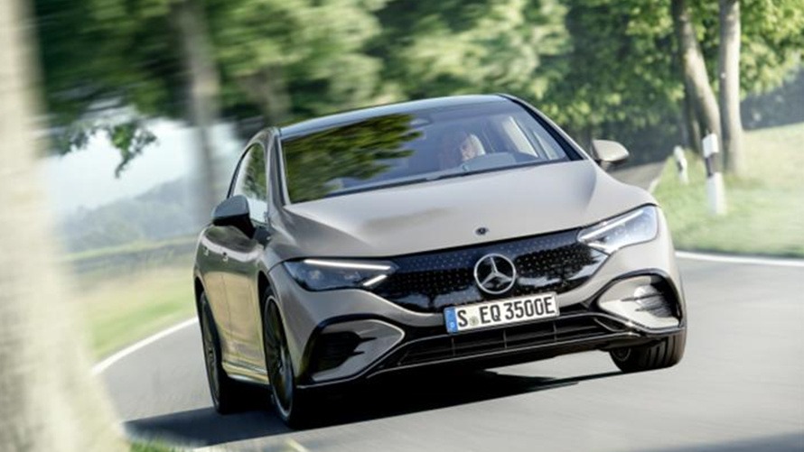 理想自称500万内最佳 奔驰EQE只敢说自己是50万级标杆