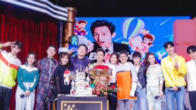 何炅：温暖了大半个娱乐圈的男人 生日快乐