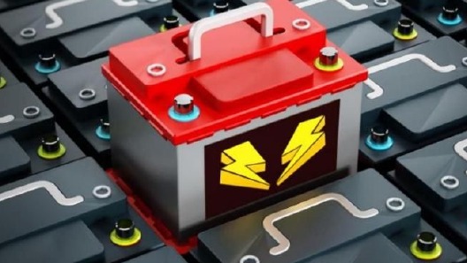 缺芯贵电困扰继续 车企靠垂直整合破局？