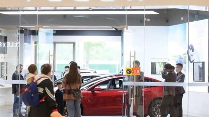 “再换车谁还买特斯拉呀？”