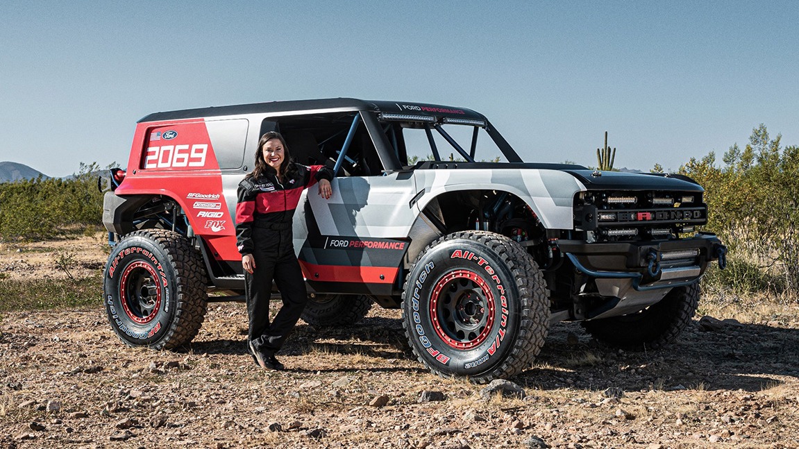 2020年春季首发/竞争牧马人 福特Bronco大灯曝光