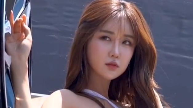 韩国性感美女车模，是柳多妍小姐姐吗？傻傻分不清楚