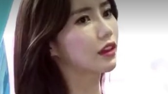 带你近距离看美女车模