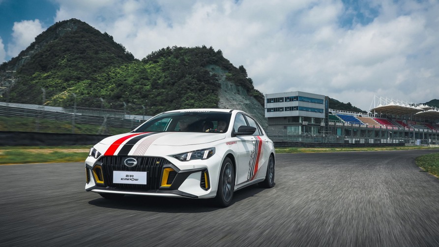 搞“期货订单”被喷，新车上市4个月一地鸡毛 广汽传祺造不好轿