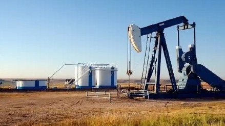 美国WTI原油周一收高1.5% 结束三连跌