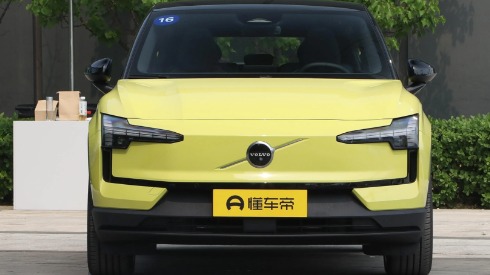 沃尔沃EX30哪款车型值得买？推荐后驱长续航版Plus