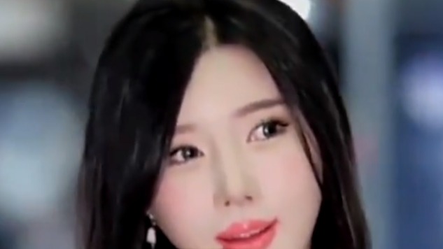 韩国漂亮模特，复古背带裙淑女大方！