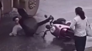 没有好身手 别惦记车底趴