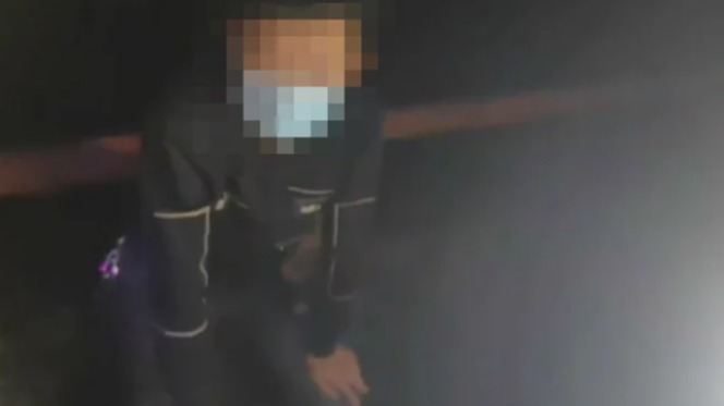 惊险！小车刹车失灵在高速上狂奔，该如何脱险？