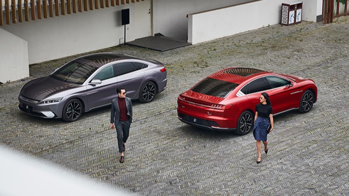 该特斯拉有压力了 搭载刀片电池的比亚迪汉21.98万起售