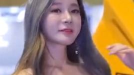 韩国美女车模韩智恩,长发细腰,五官精致,身材绝美,美艳动人