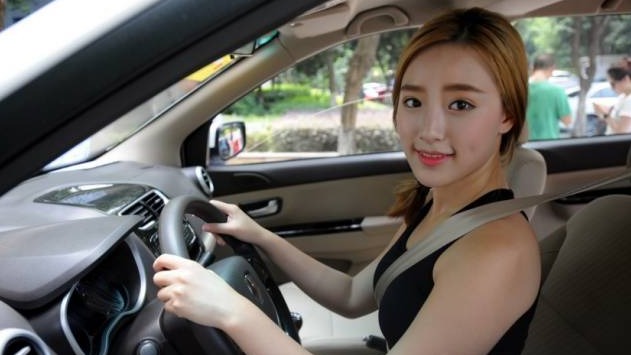 为啥她开完手动挡之后就不碰自动档了？看完就知道了