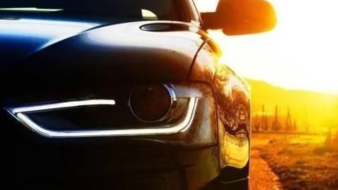 汽车每天暴晒，踩完油门就走?老司机表示:最好先做3步