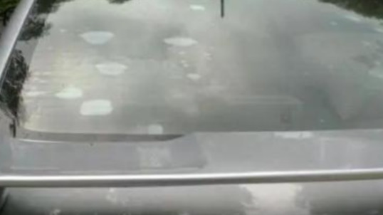 汽车膜起泡了如何处理