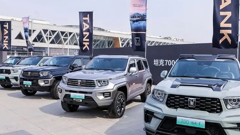 野性对决 谁能更胜一筹 坦克700 Hi4-T vs Jeep牧马人插混版