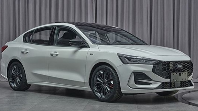 福特认怂 福克斯现身说法：想生存还得四缸机！