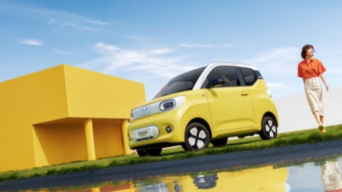 接棒五菱，比亚迪成神车制造机？