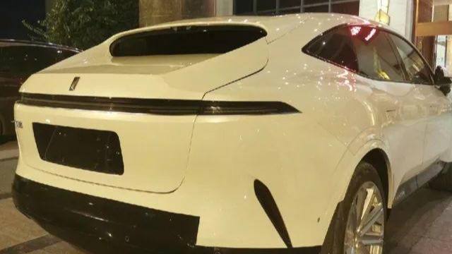 三巨头联合打造，华为SUV即将上市，3秒破百不可小瞧