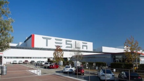 投资人称马斯克将出售更多特斯拉股票