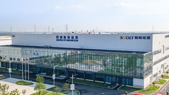 车企造电池，自讨苦吃