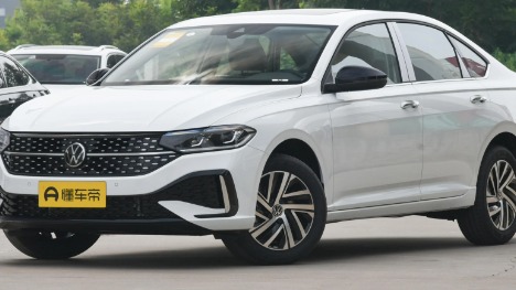 “同门对决”15万预算怎么选？上汽大众朗逸对比一汽-大众速腾