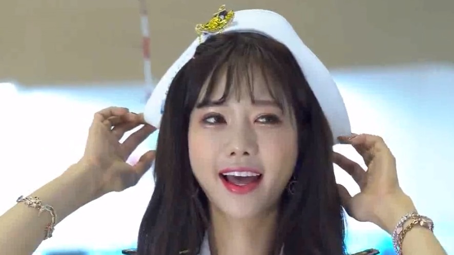 韩国知名美女车模，一张人畜无害的娃娃脸，魅力四射！