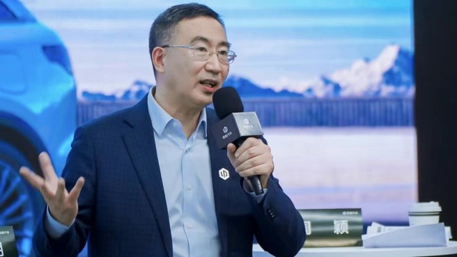 零跑双动力时代：“降维电改油”增量几何？