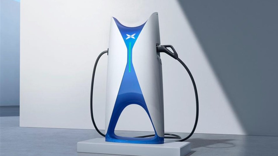 充电设施再迎利好 何小鹏顺道“踩”了一脚混动和燃油车