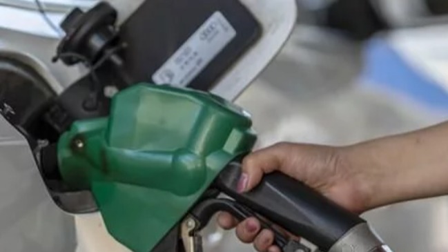 高温下加油会“短斤缺两”？专家：起早贪黑进加油站没意义