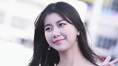 颜值美女车模小姐姐