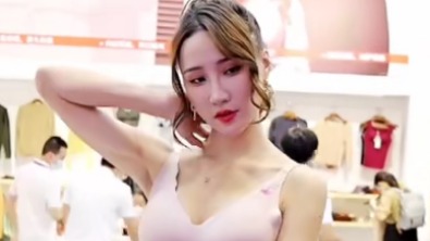 好看的美女模特，魔鬼身材