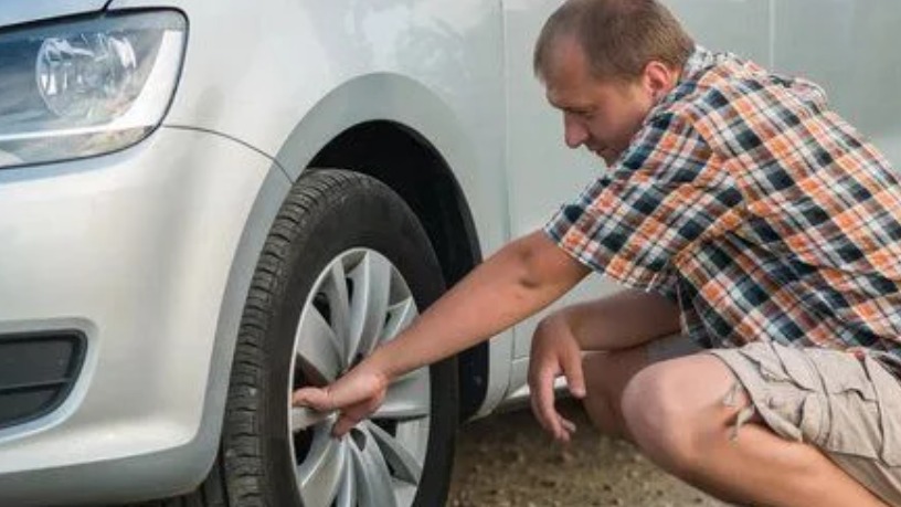 汽车轮胎多久补一次气合适?关于轮胎补气的注意事项