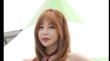 韩国车模小姐姐 红衣短裙