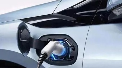 合资卖电车，挥泪“打骨折” | 卷至半途